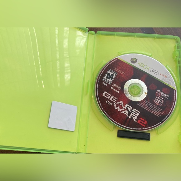 XBOX 360 Live Gears Of War 2 Game - Picture 2 of 3